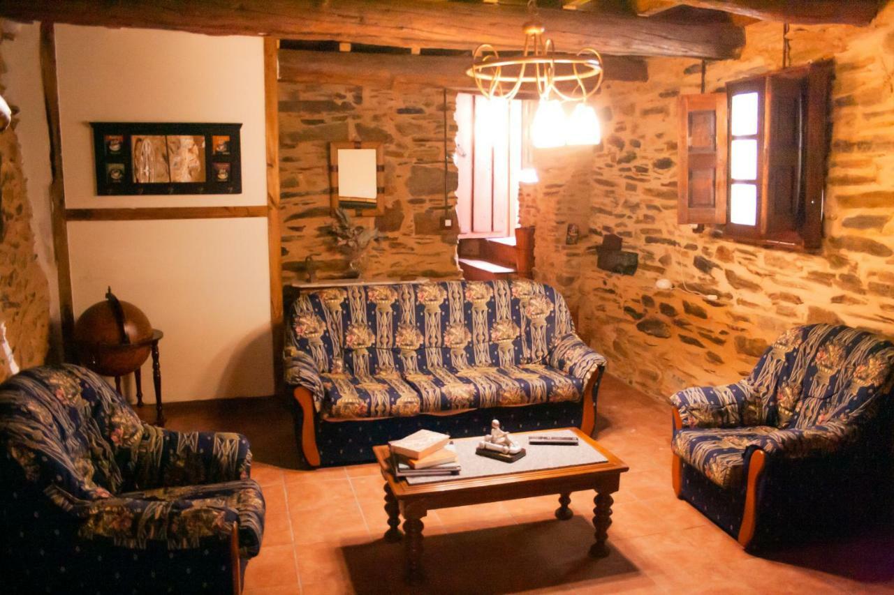 Casa Rural Bierzo Encantado Valle de Finolledo エクステリア 写真