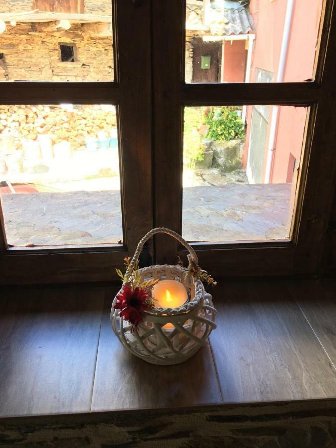 Casa Rural Bierzo Encantado Valle de Finolledo エクステリア 写真