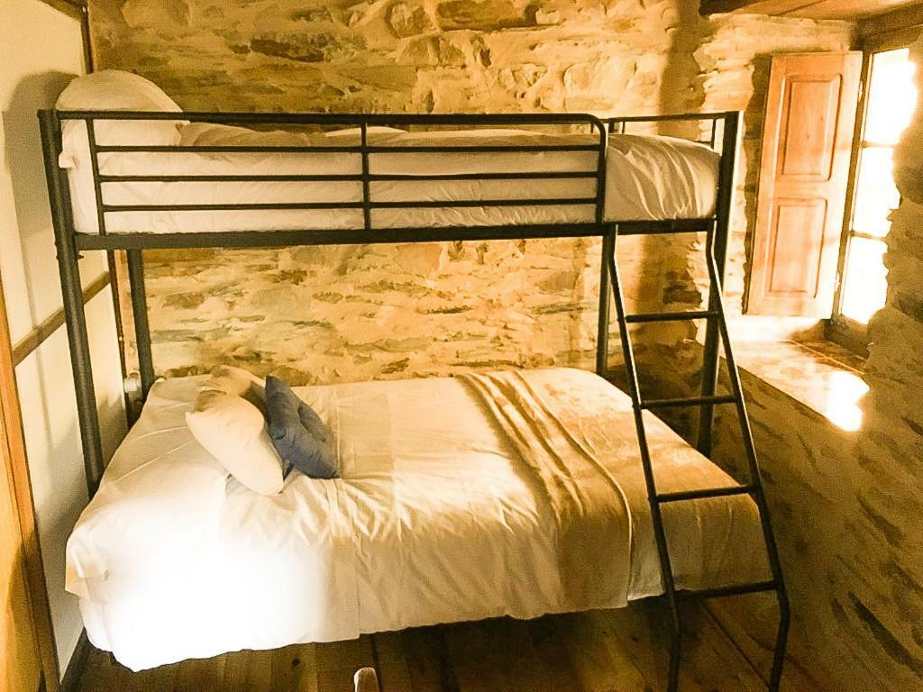 Casa Rural Bierzo Encantado Valle de Finolledo エクステリア 写真