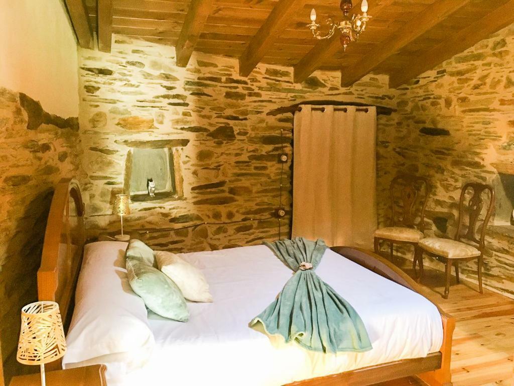 Casa Rural Bierzo Encantado Valle de Finolledo エクステリア 写真