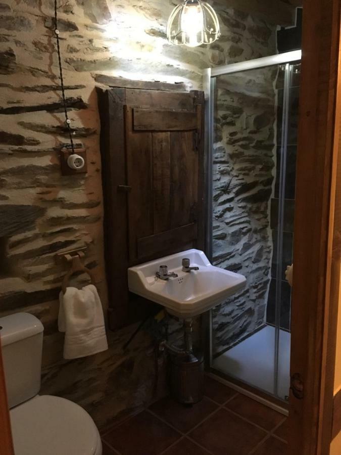 Casa Rural Bierzo Encantado Valle de Finolledo エクステリア 写真